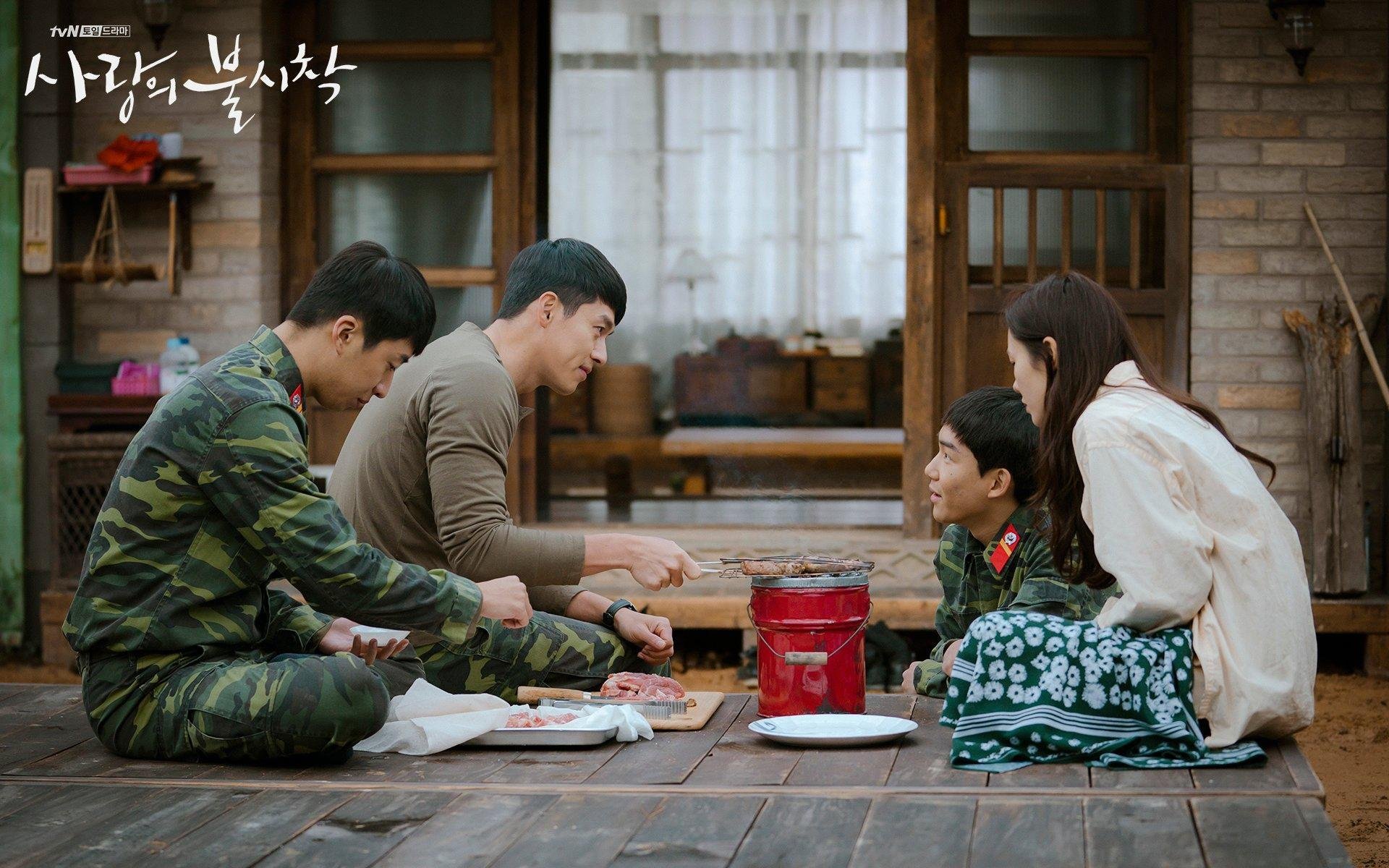 苏炳添助阵校园田径节传播体育精神，苏炳添学校比赛视频