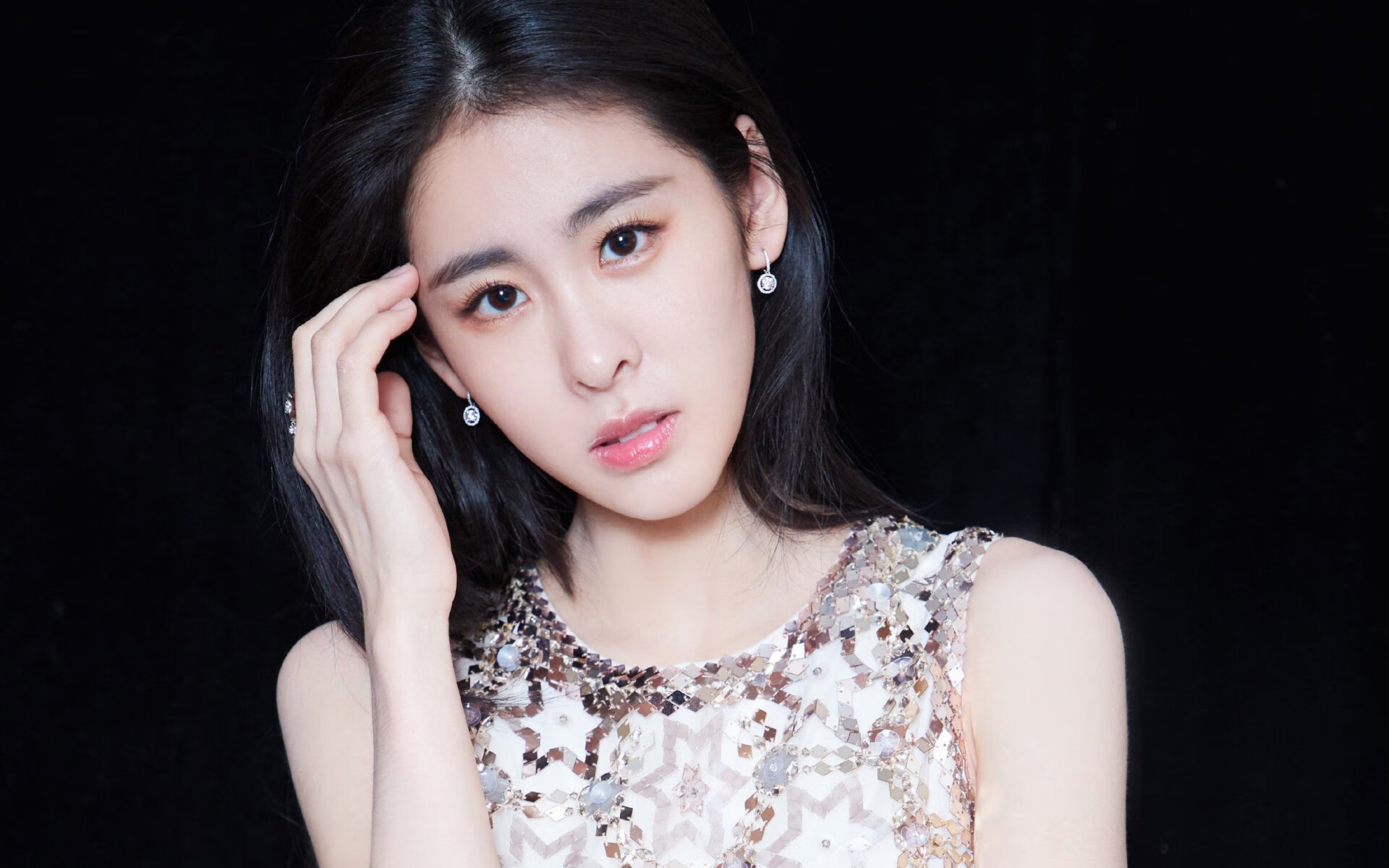 西班牙青年队崭露头角,迎来黄金时代